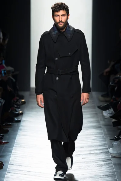 Look 37